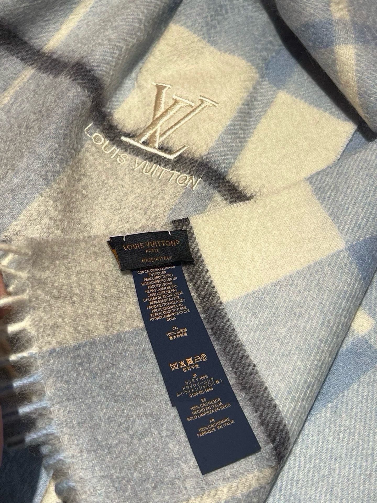 Louis new arrival scarf size: 32*180 cm 026