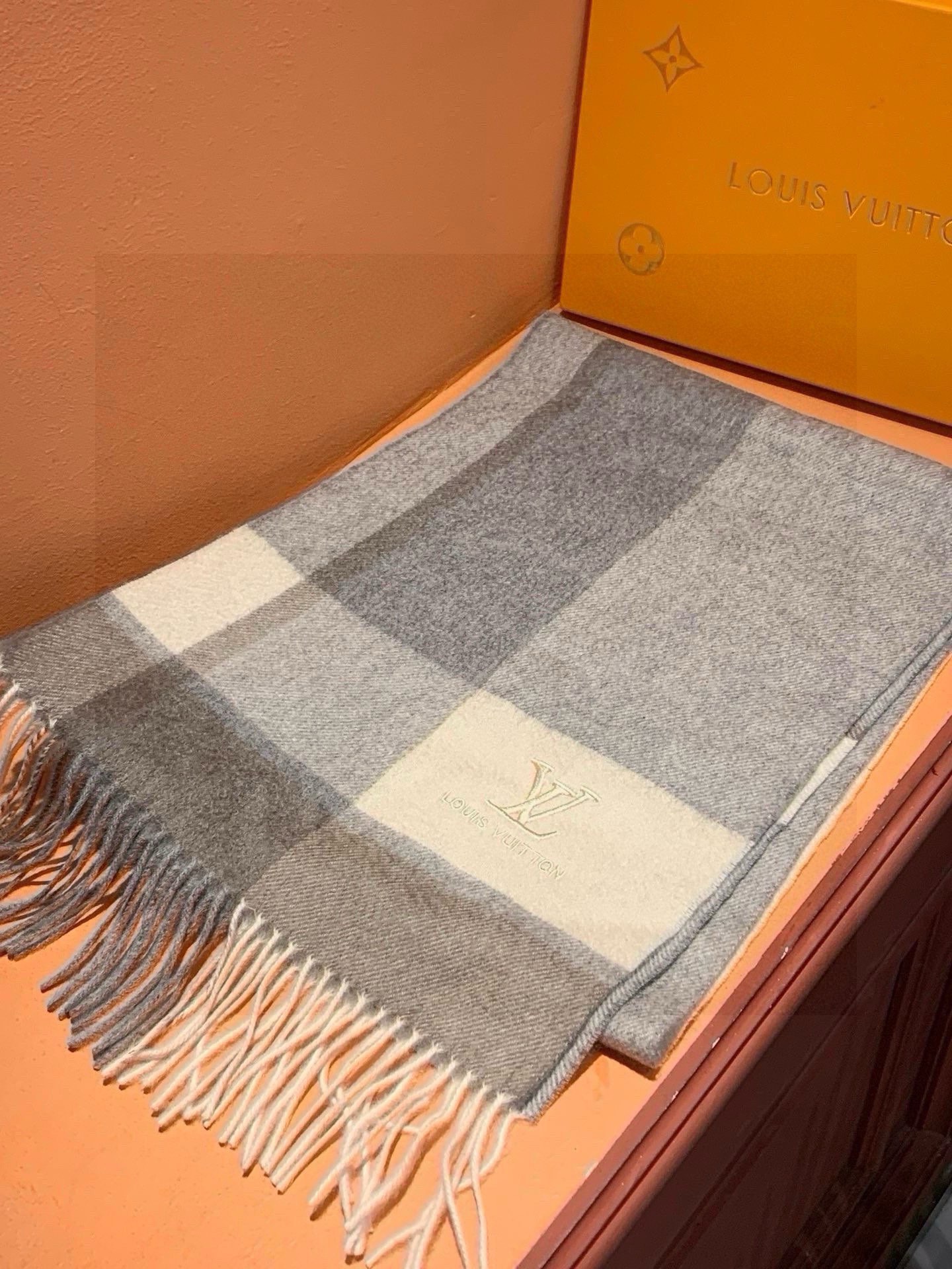 Louis new arrival scarf size: 32*180 cm 020