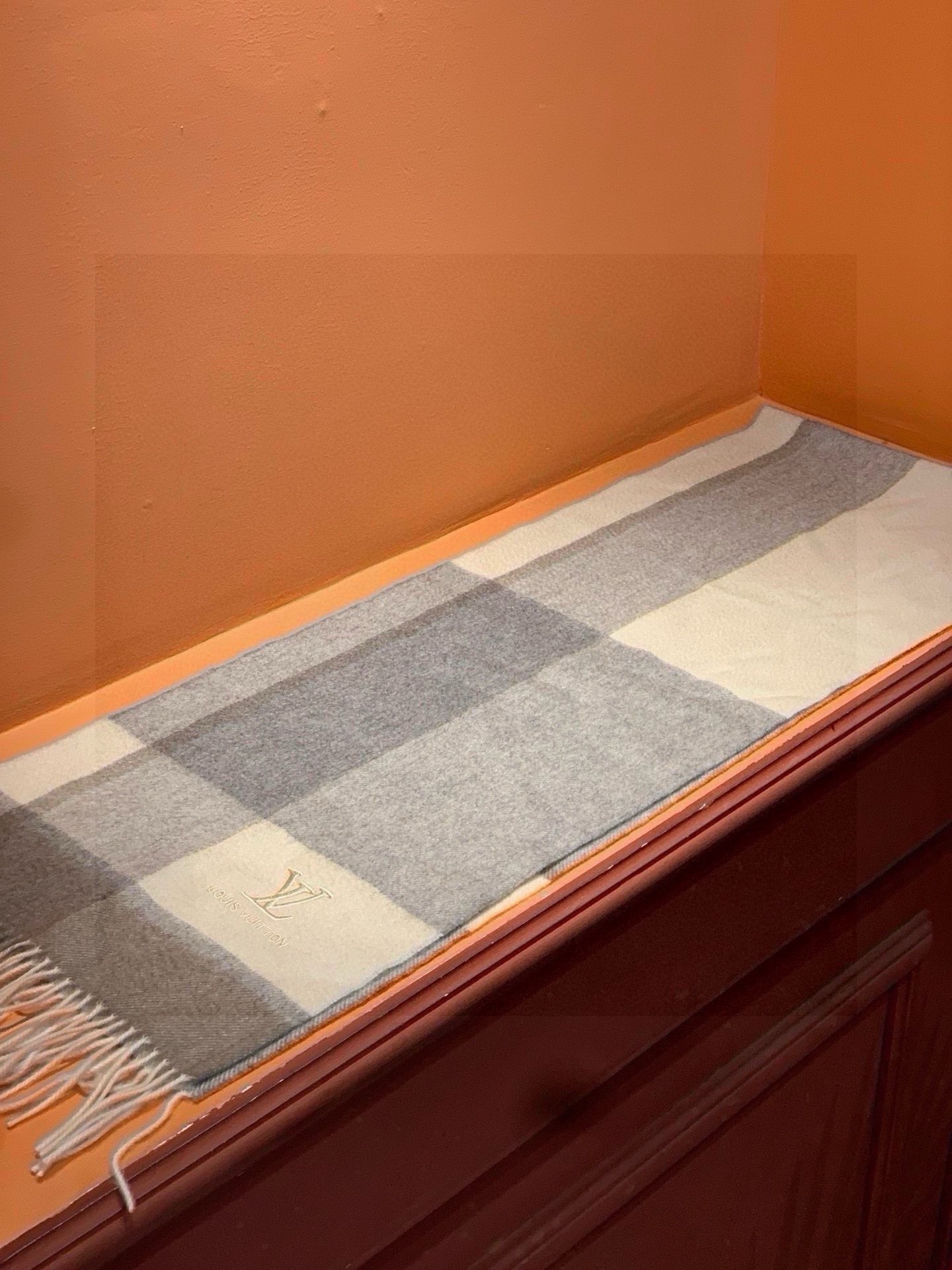 Louis new arrival scarf size: 32*180 cm 020