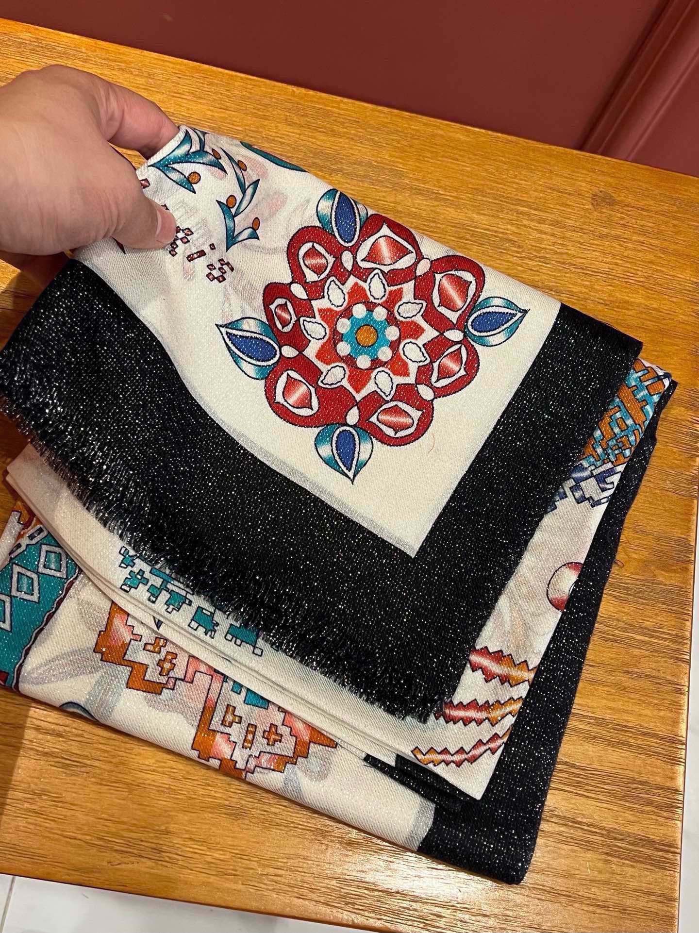 Do Scarf 110*110cm 004