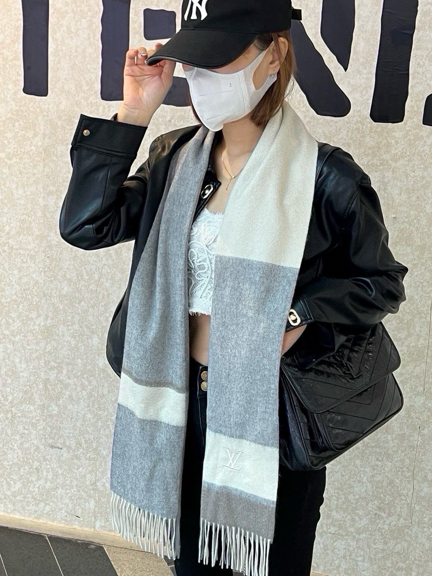 Louis new arrival scarf size: 32*180 cm 001