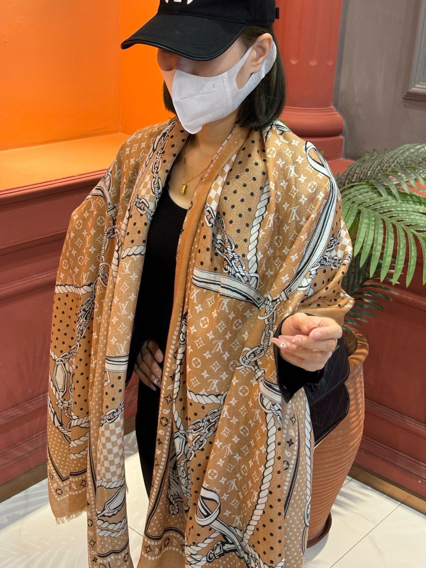 Louis new arrival scarf size: 100*200 cm 002