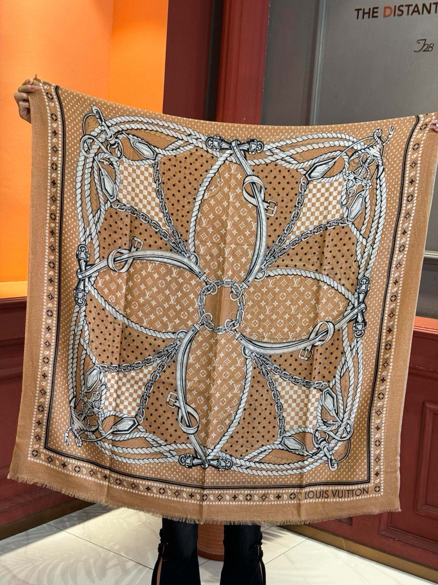 Louis new arrival scarf size: 100*200 cm 002