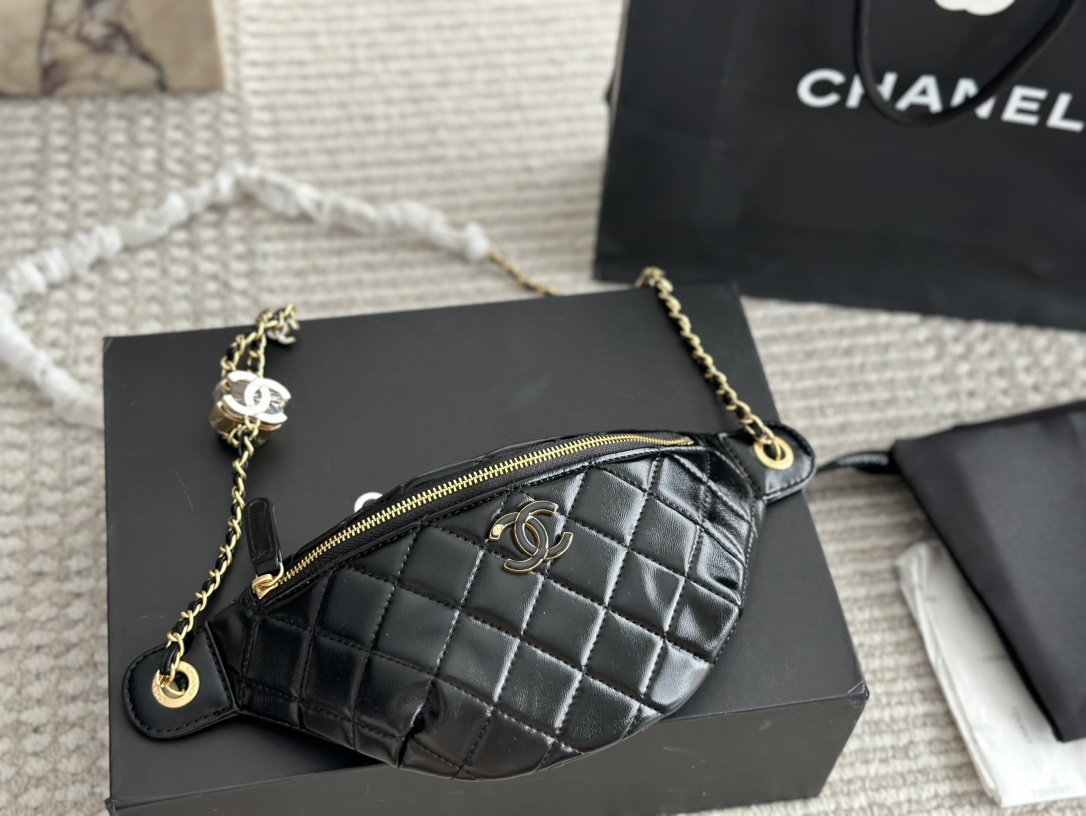 CC new arrival bumbag  crossbody bag size: 23*13 cm