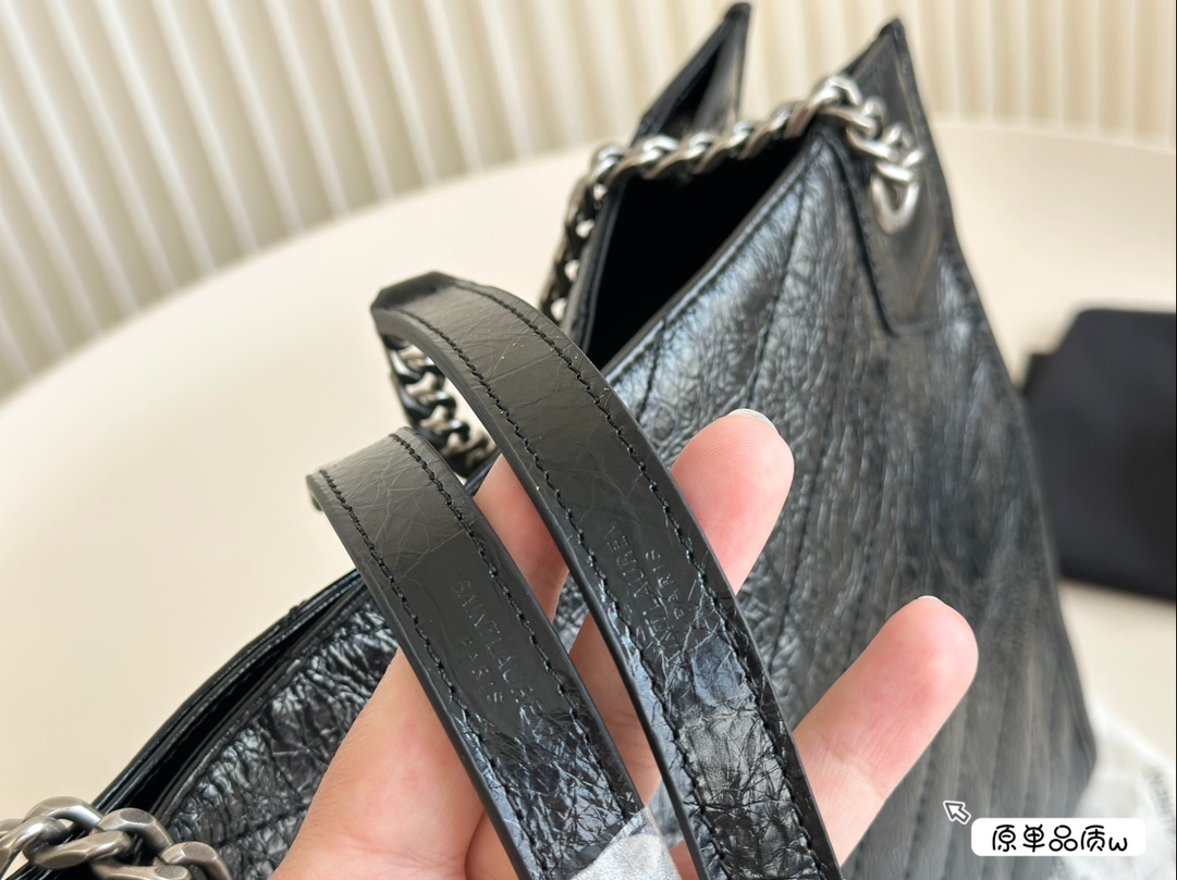 Y NIKI shopping bag size: 32*25 cm