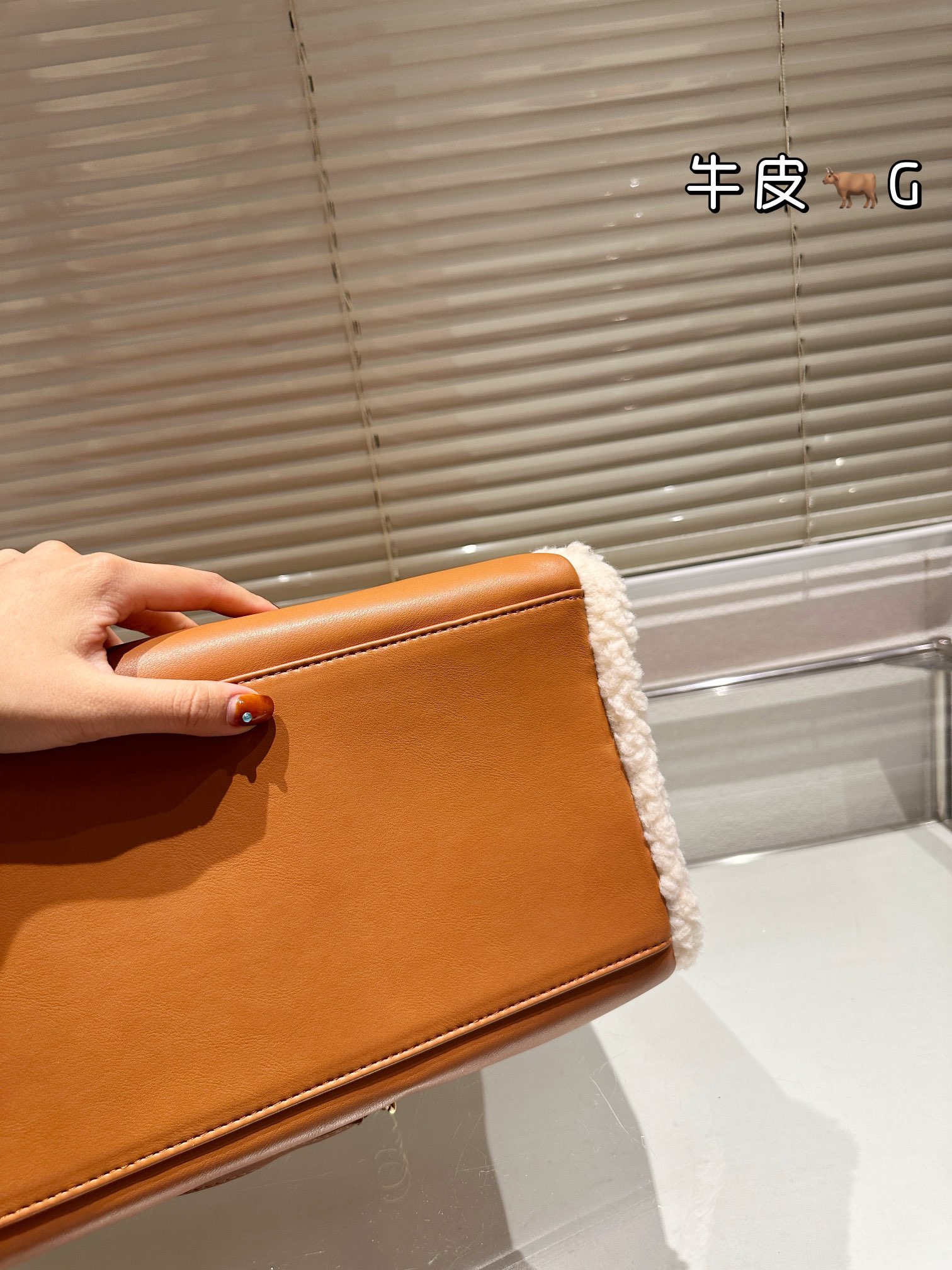 CC new arrival vintage tote bag size: 40*30 cm