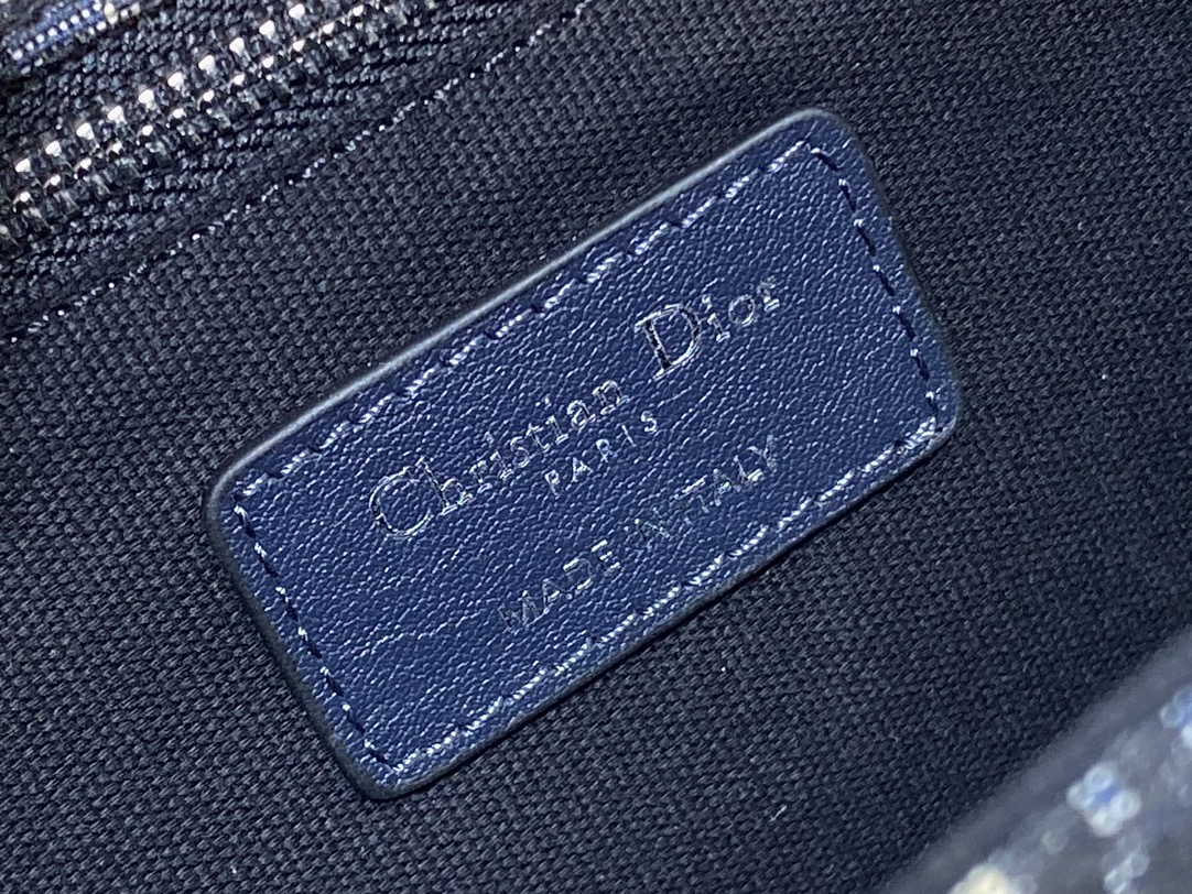 Cc new arrival denim tote bag size: 34*37 cm