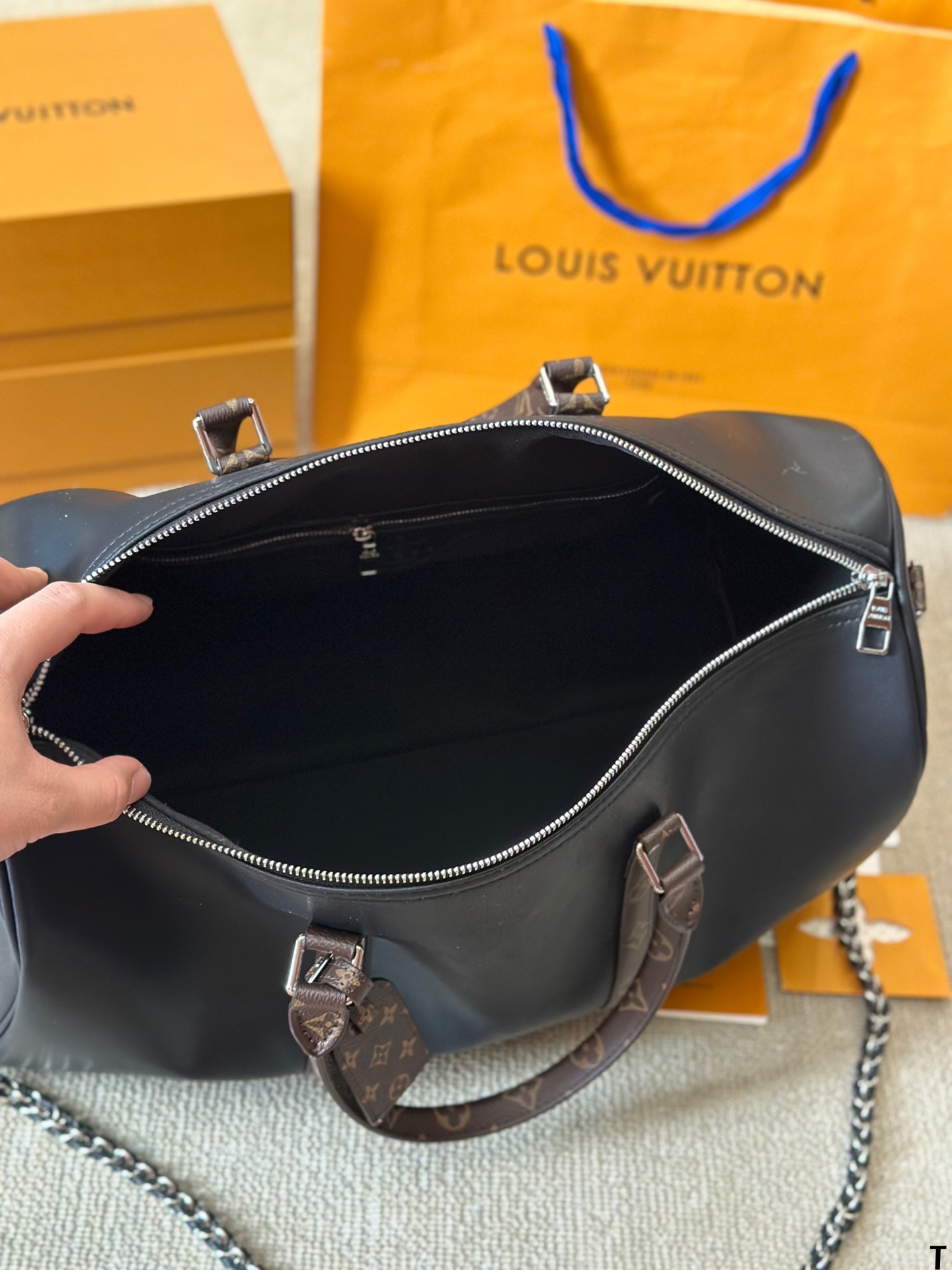 Louis new arrival  VintageMusevie keepall bag size: 45 cm