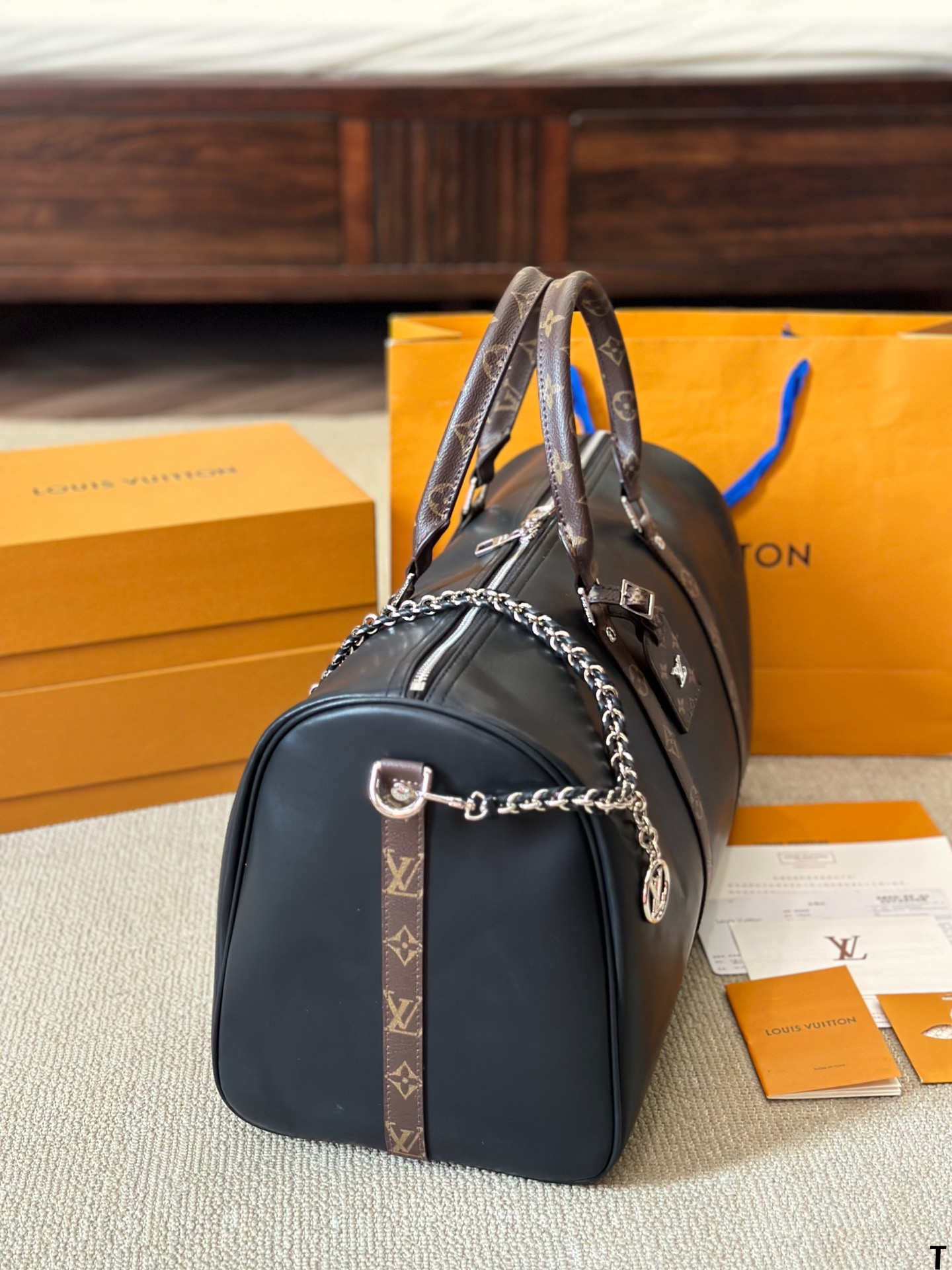 Louis new arrival  VintageMusevie keepall bag size: 45 cm