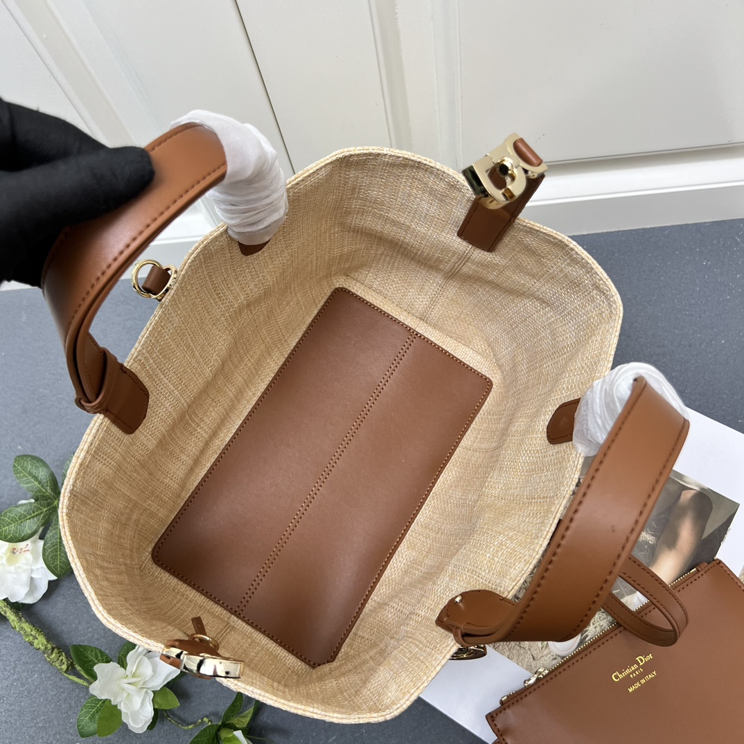 D new arrival groove tote bag size:  29*19*21 cm