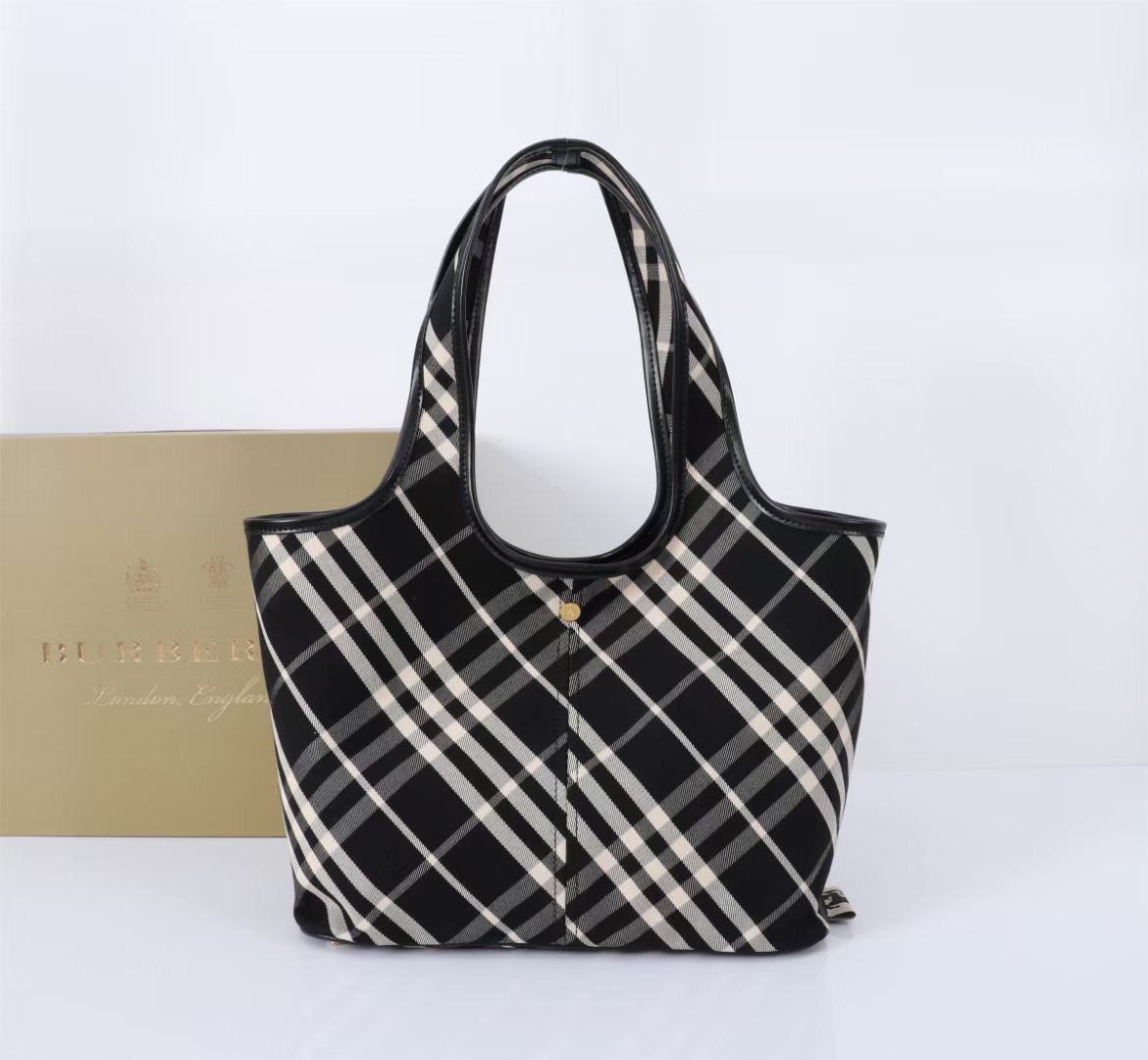 Bb new arrival tote bag size:41* 24 * 26cm