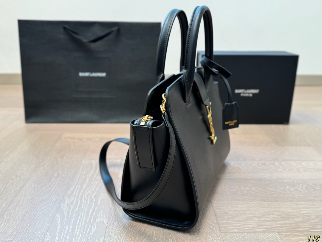 Y new arrival tote bag size: 30 * 23 cm