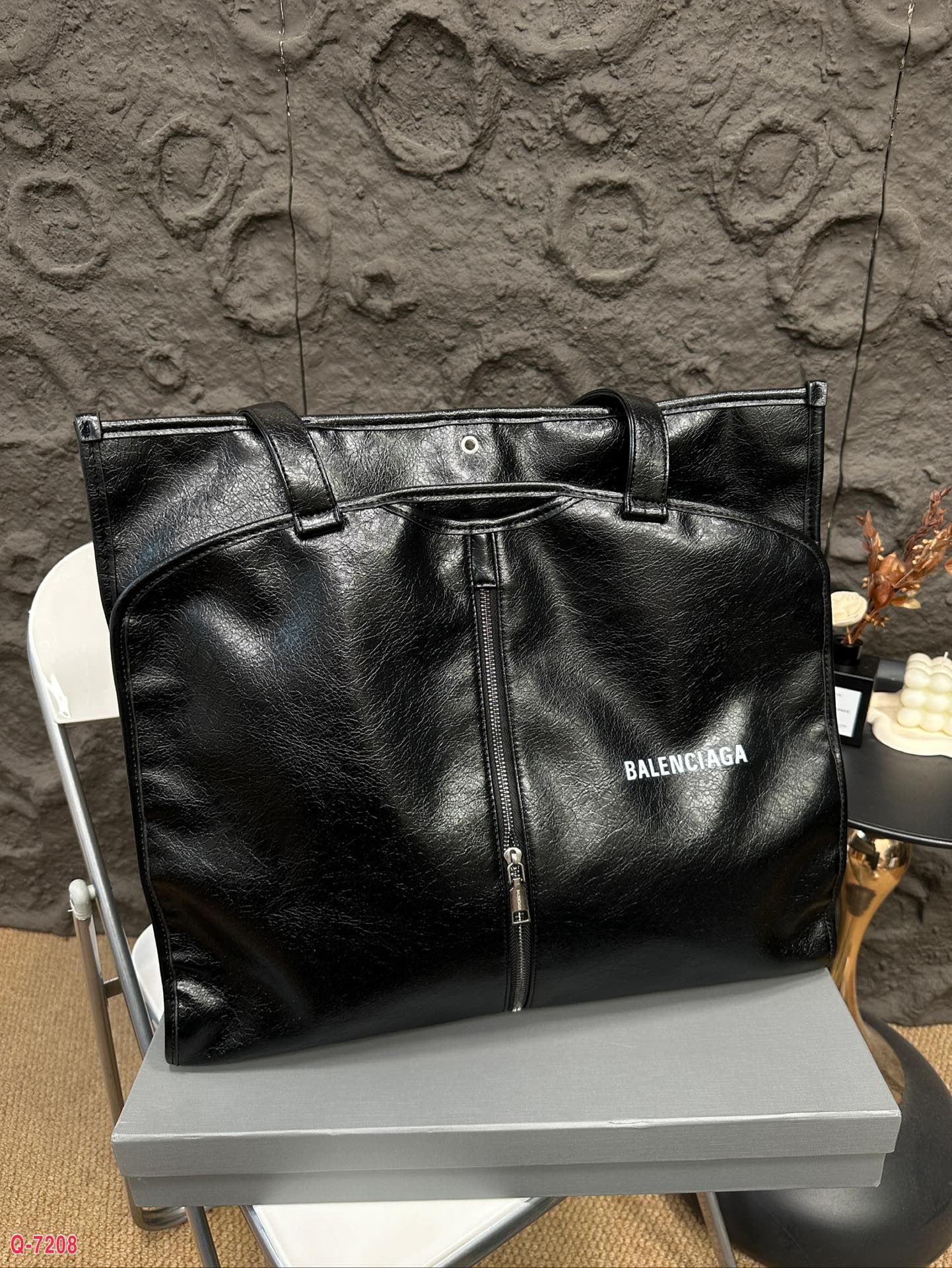 Balen new arrival tote bag size:  44*40 cm