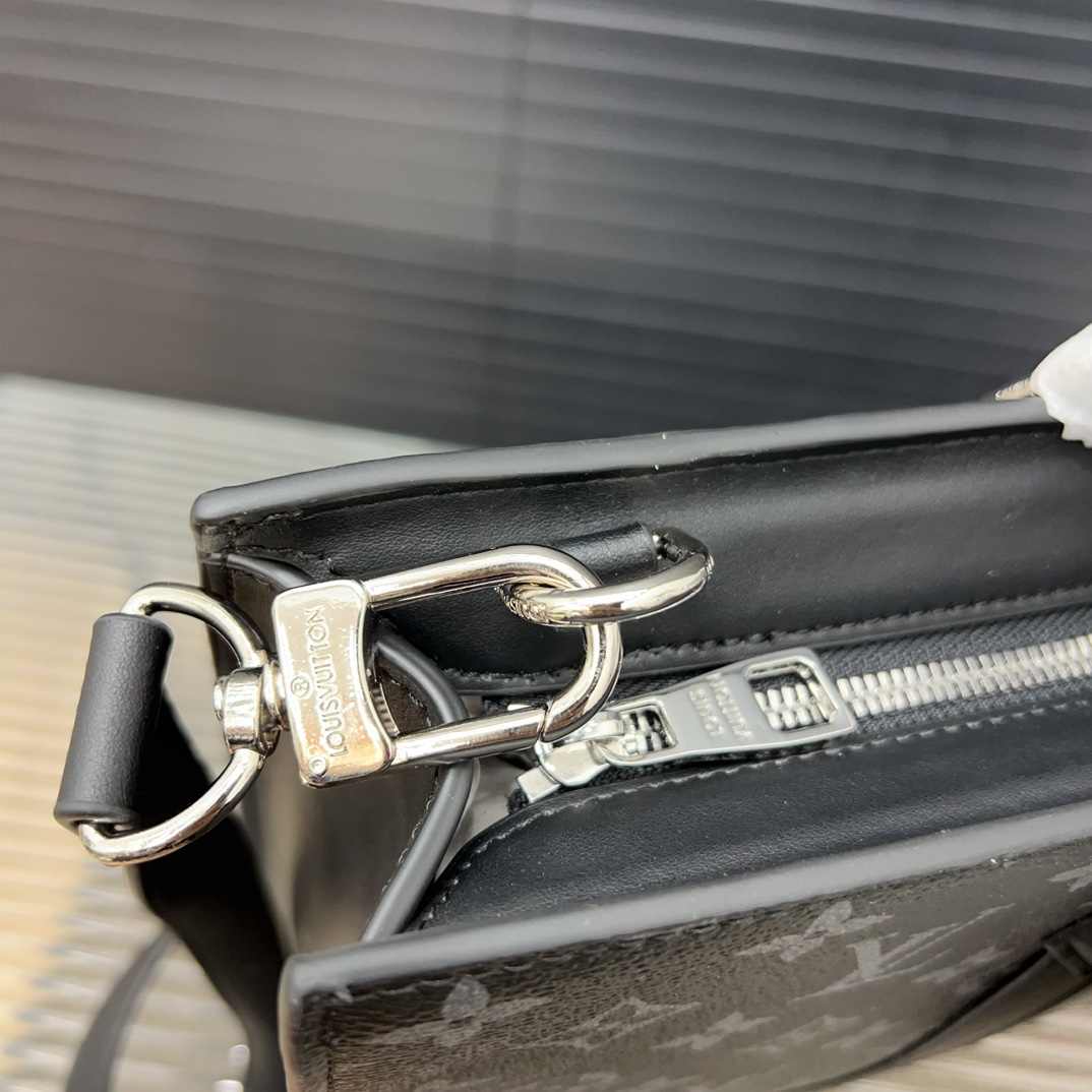 Louis new arrival briefcase laptop bag size: 40*32 cm