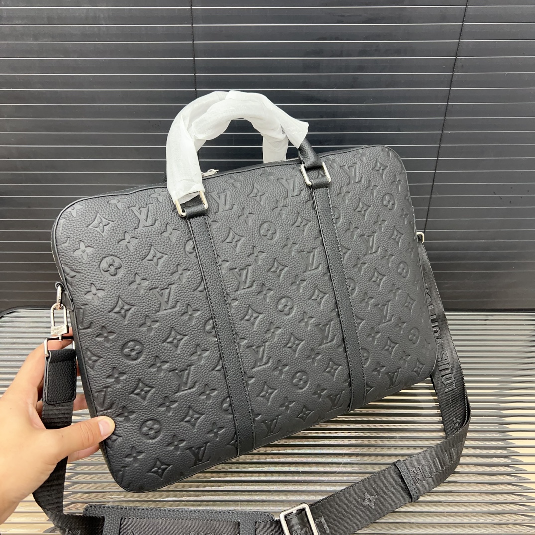 Louis new arrival briefcase laptop bag size: 28*38 cm