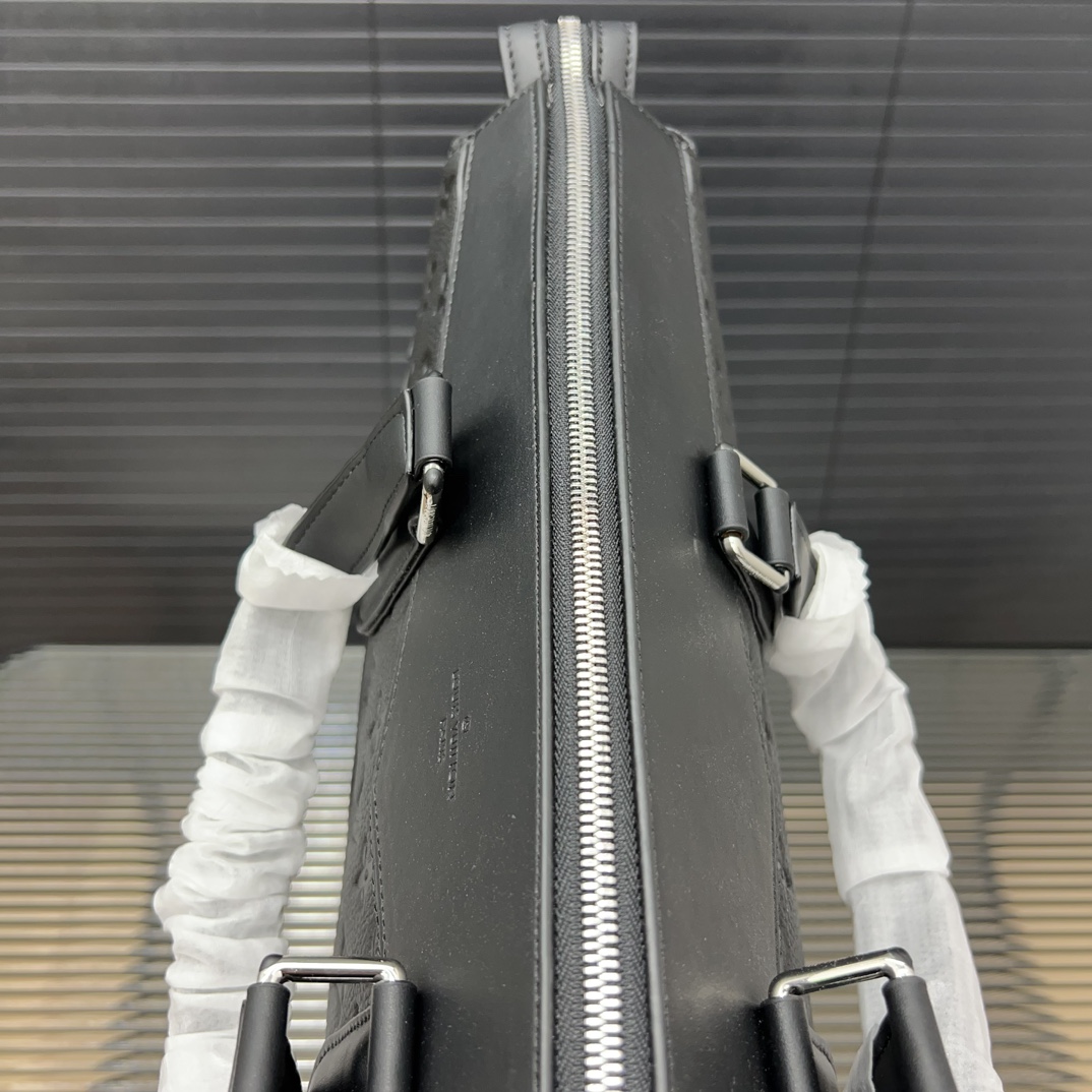 Louis new arrival briefcase laptop bag size: 29*39 cm