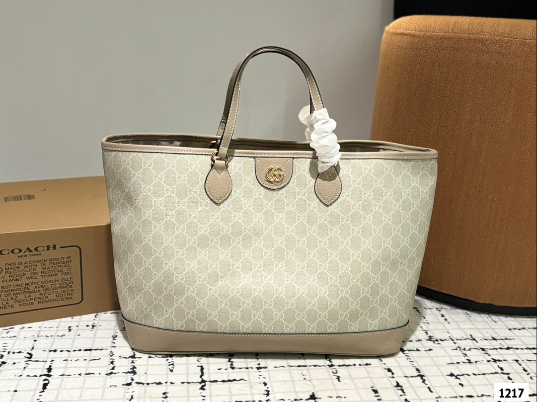 Gg new arrival tote bag size: 38*28 cm