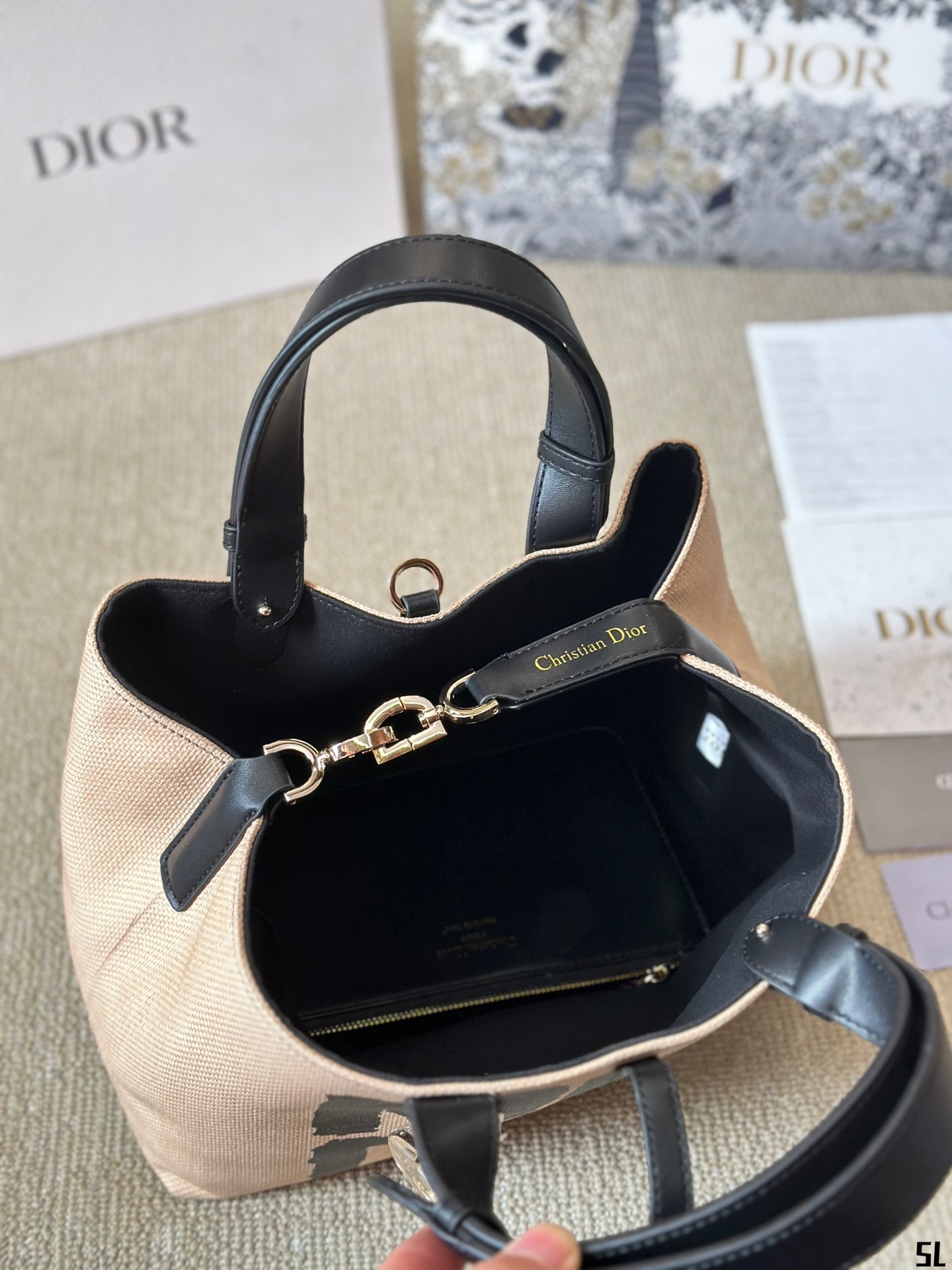 Miss D Toujours new arrival tote bag size: 30*20 cm