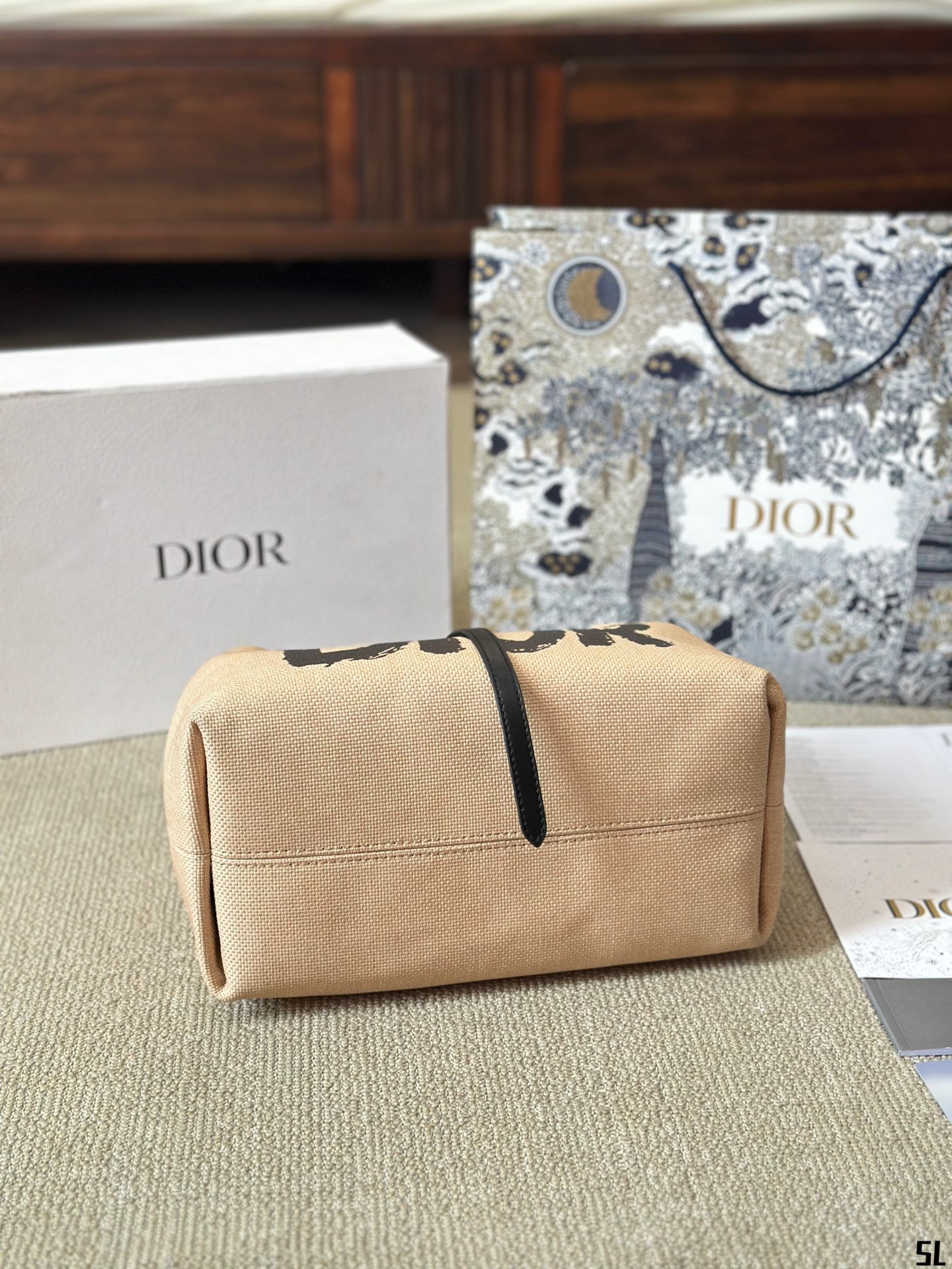 Miss D Toujours new arrival tote bag size: 30*20 cm