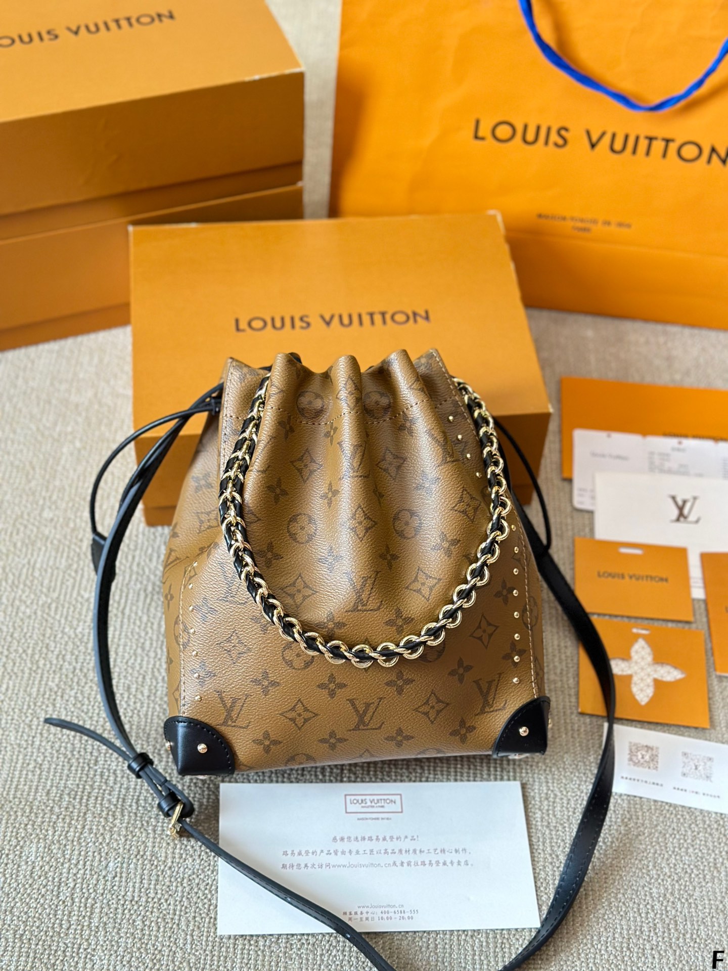 Louis new arrival noe trunk bag size: 23*25 cm