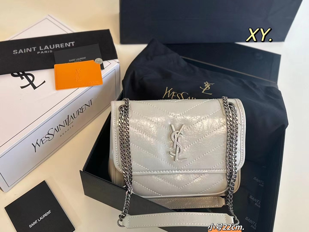 Y new arrival niki chain bag small size: 22*18 cm