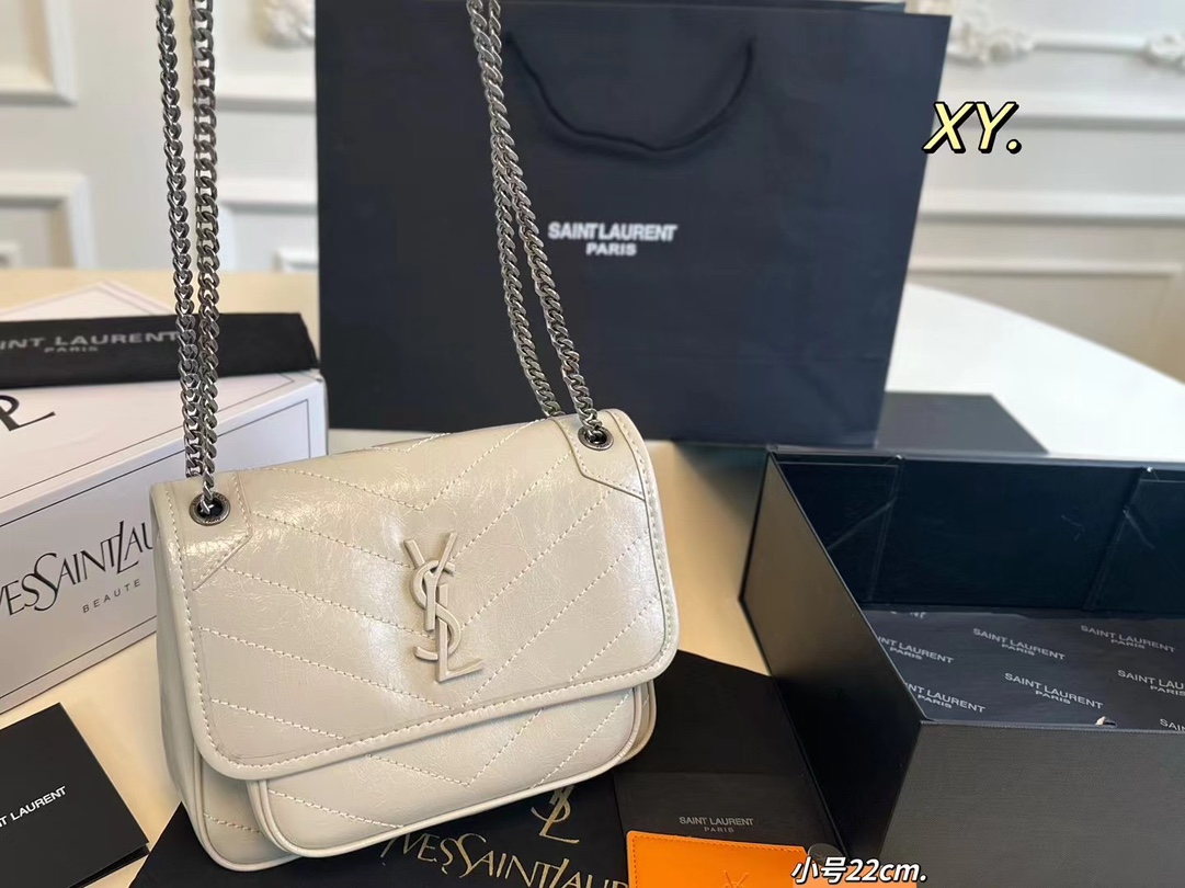 Y new arrival niki chain bag small size: 22*18 cm