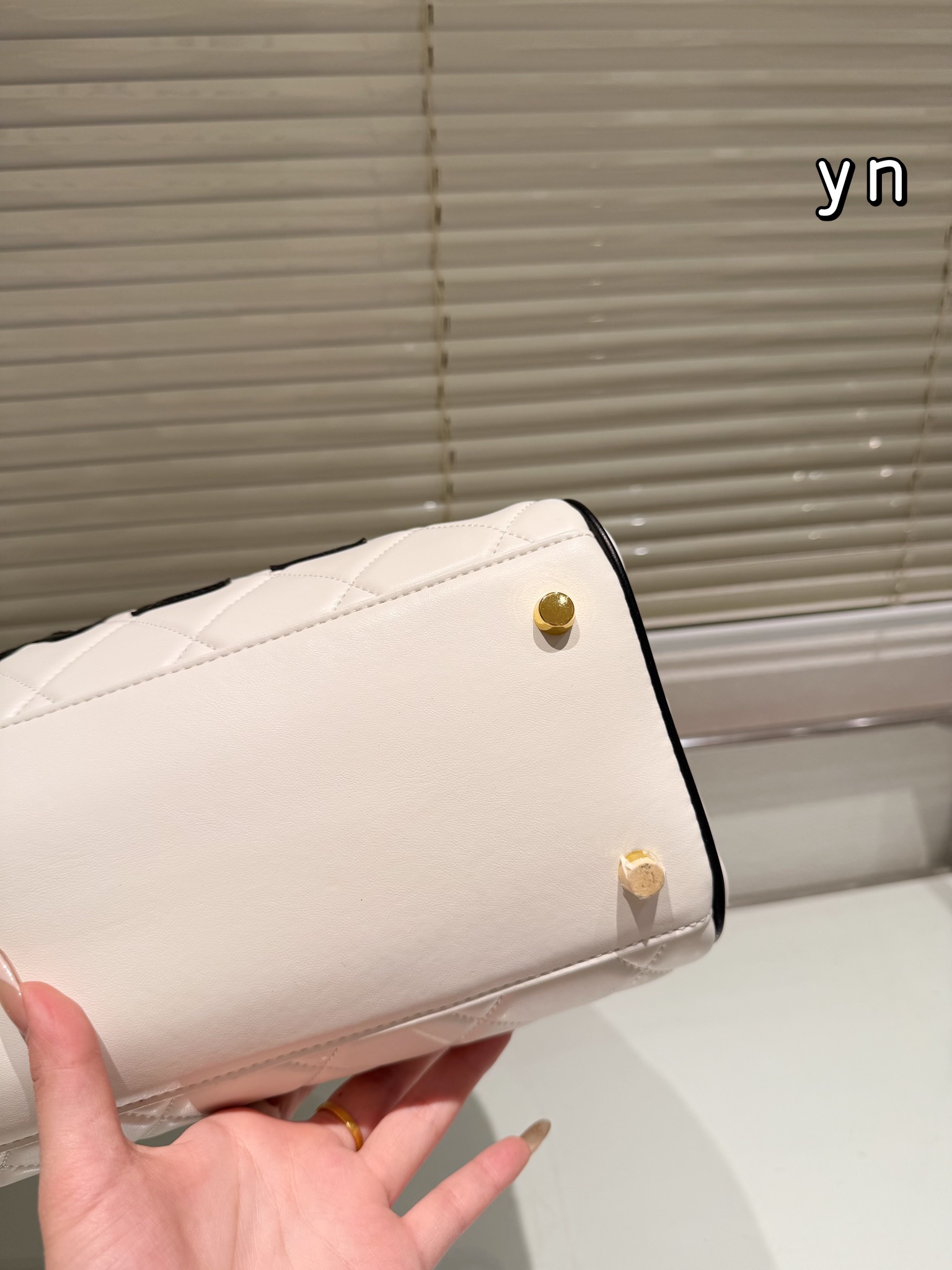 Cc new arrival 24c maxi bag size: 46*27 cm