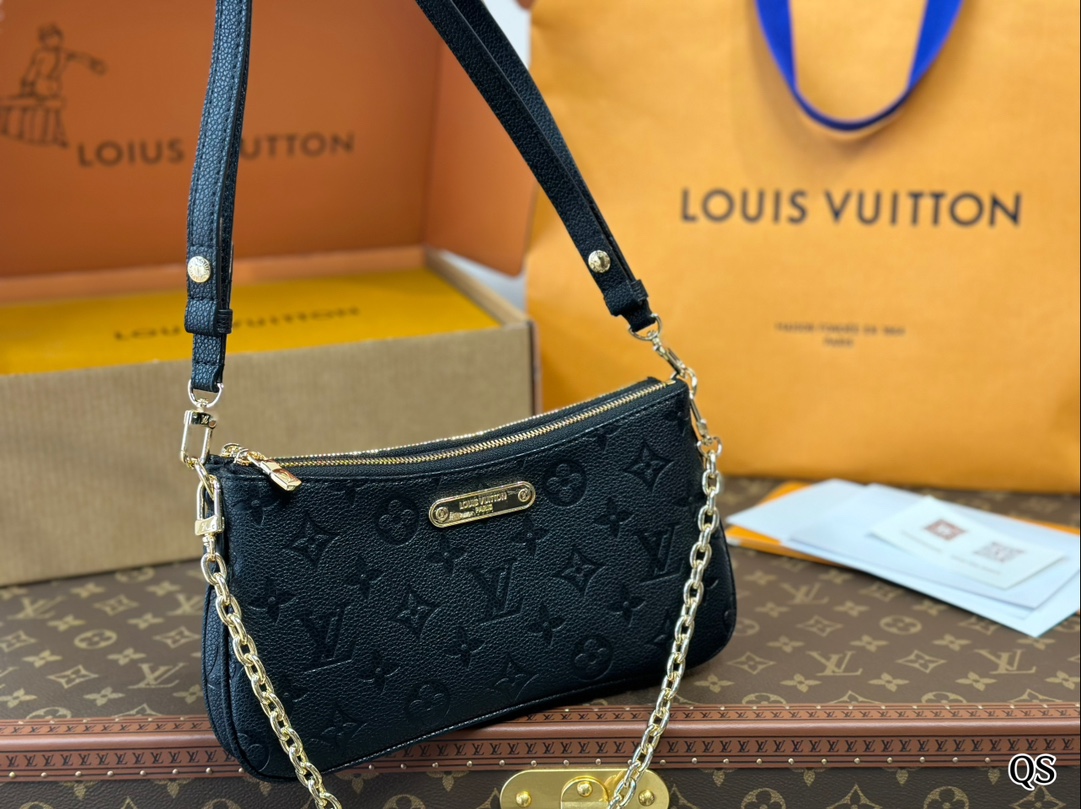 Louis new arrival hobo pochette bag size: 24*11 cm