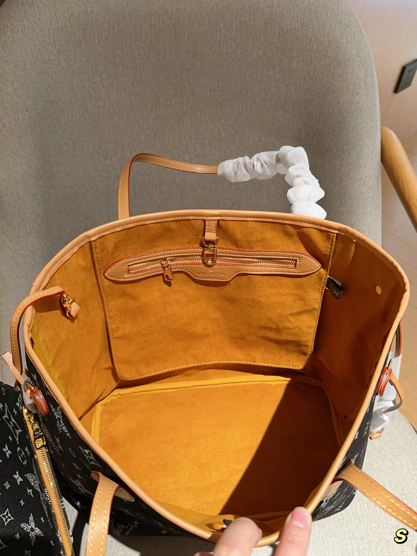 Louis new arrival neverfull bag size；32cm