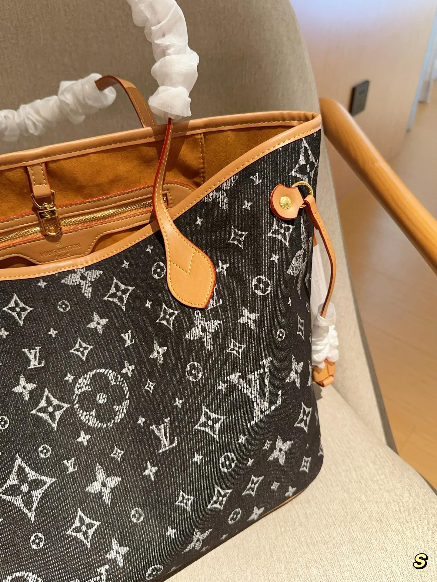 Louis new arrival neverfull bag size；32cm