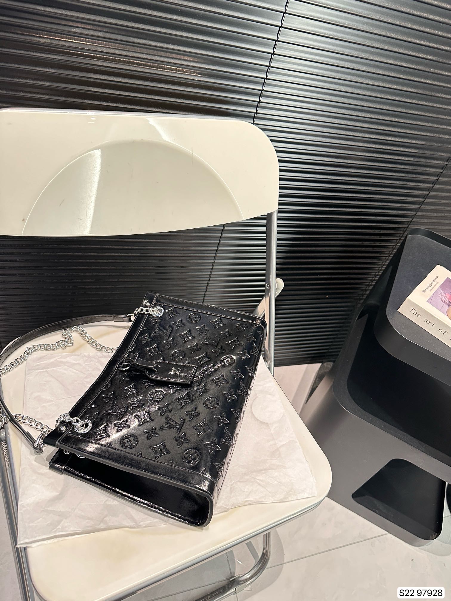 louis new arrival tote bag size: 31 * 21 cm