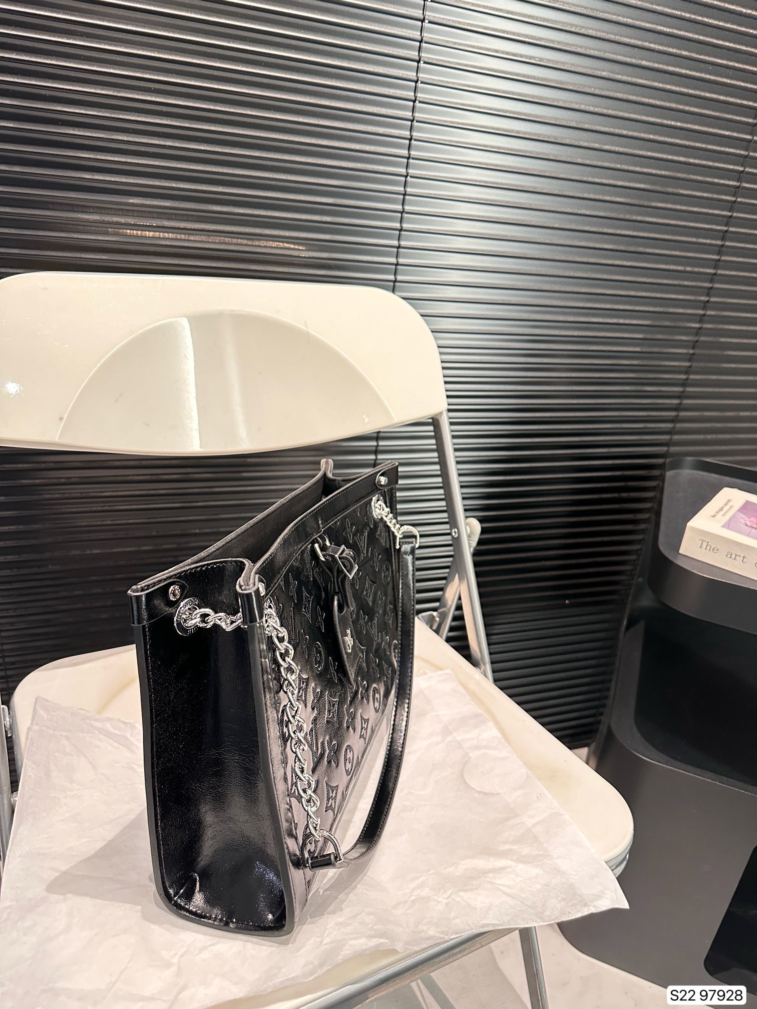 louis new arrival tote bag size: 31 * 21 cm