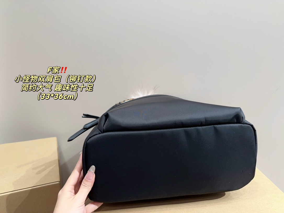 Fen new arrival backpack bag size: 33.36 cm