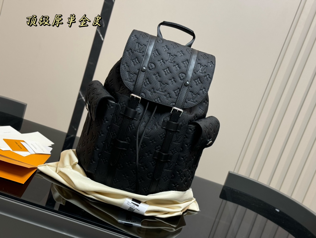 louis new arrival leather backpack bag size:33*43 cm