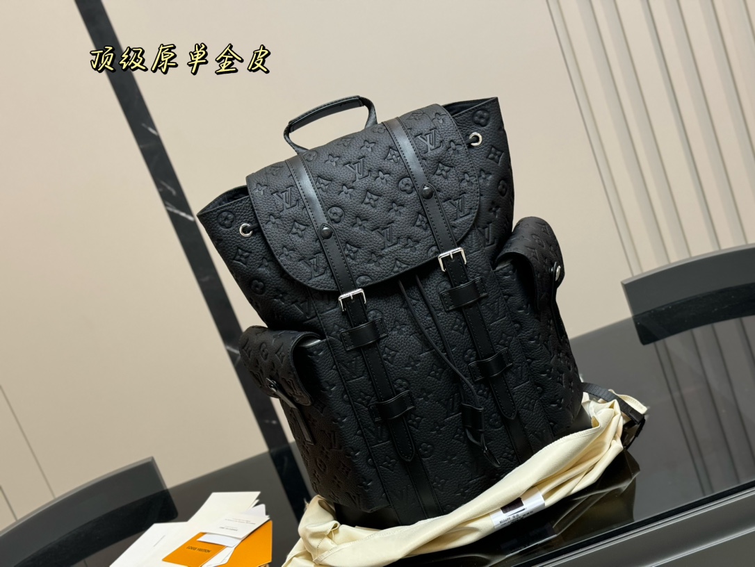 louis new arrival leather backpack bag size:33*43 cm