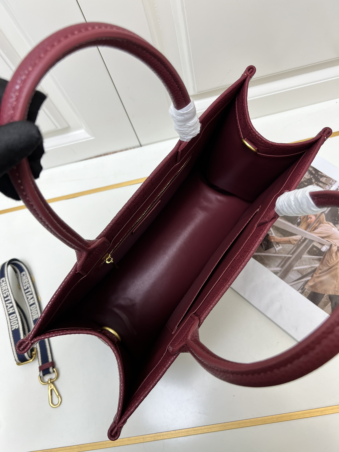 D new arrival book tote bag size: 36.5*28*17.5cm top quality