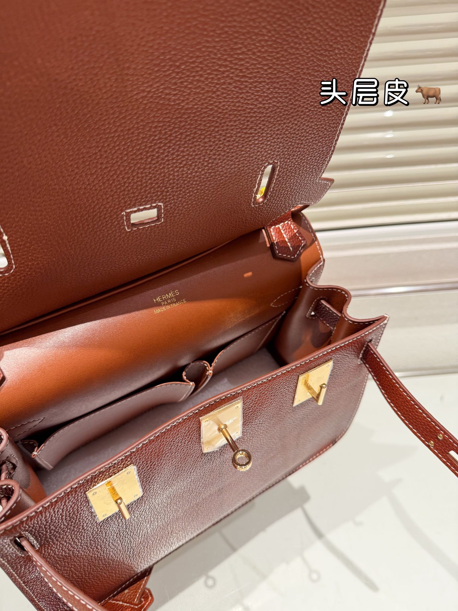 Her new arrival Hermes Jypsiere bag size: 30*25 cm