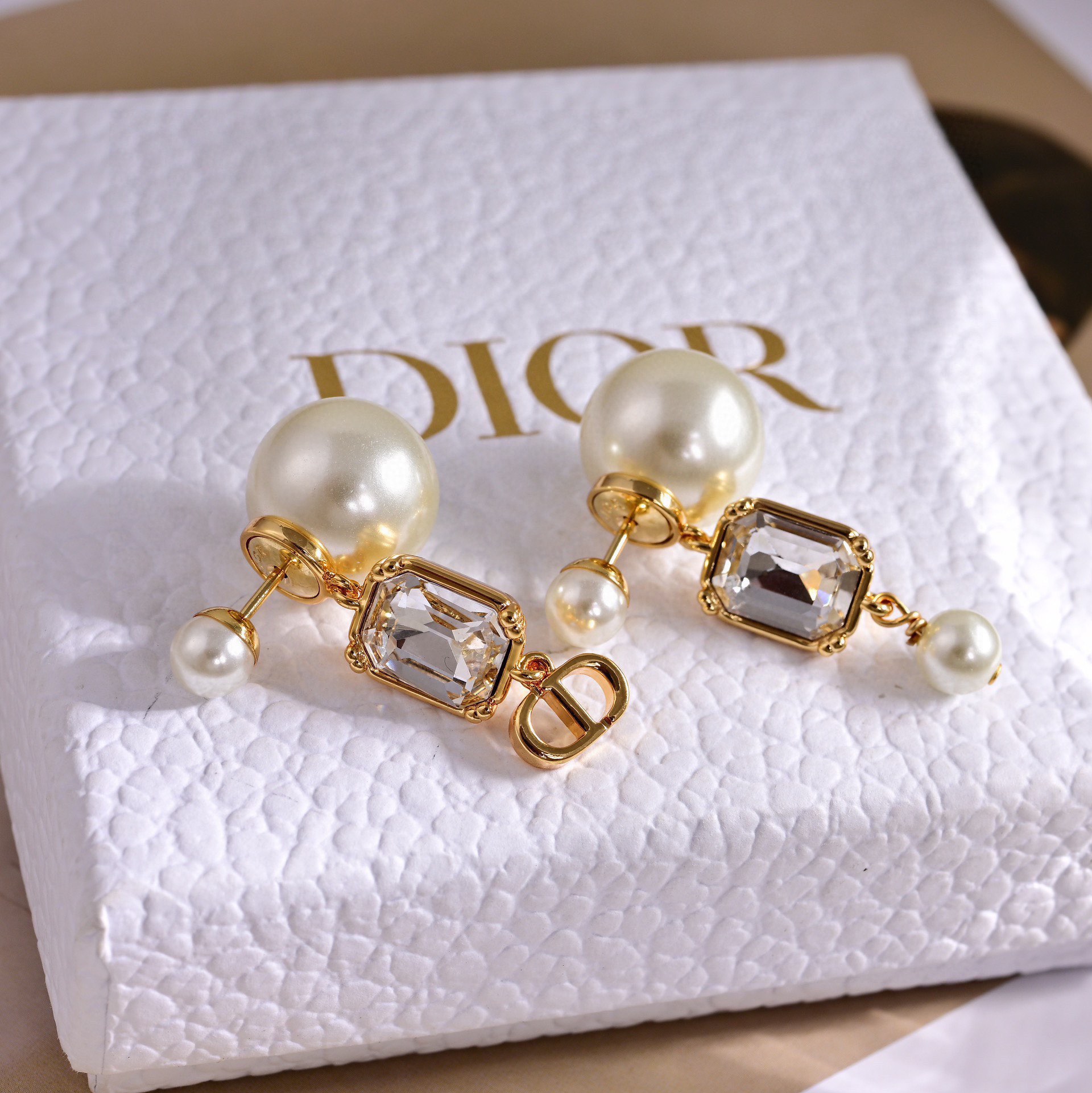 D new arrival earings 0013