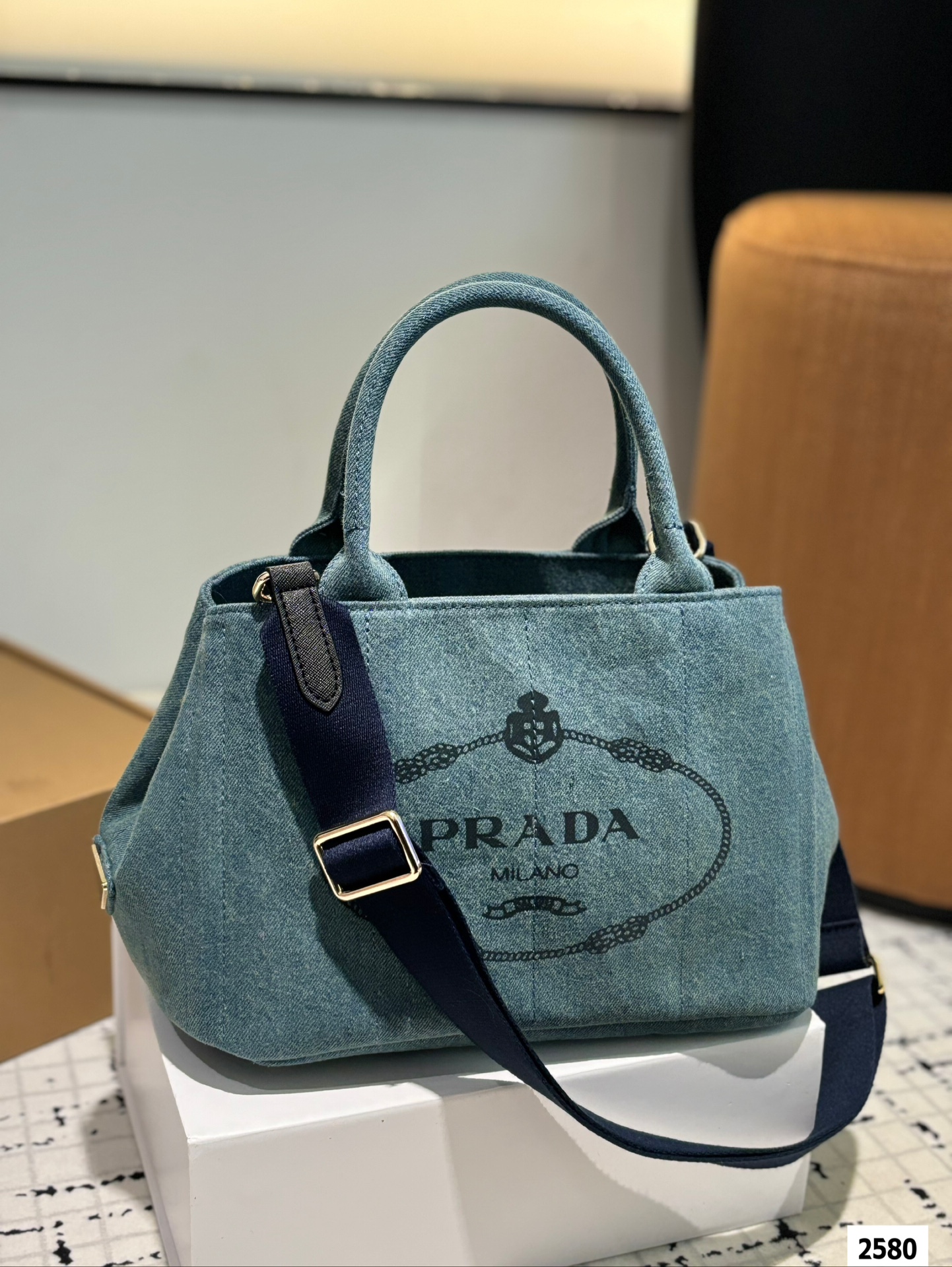 Pra new arrival tote bag size:30 * 19 cm