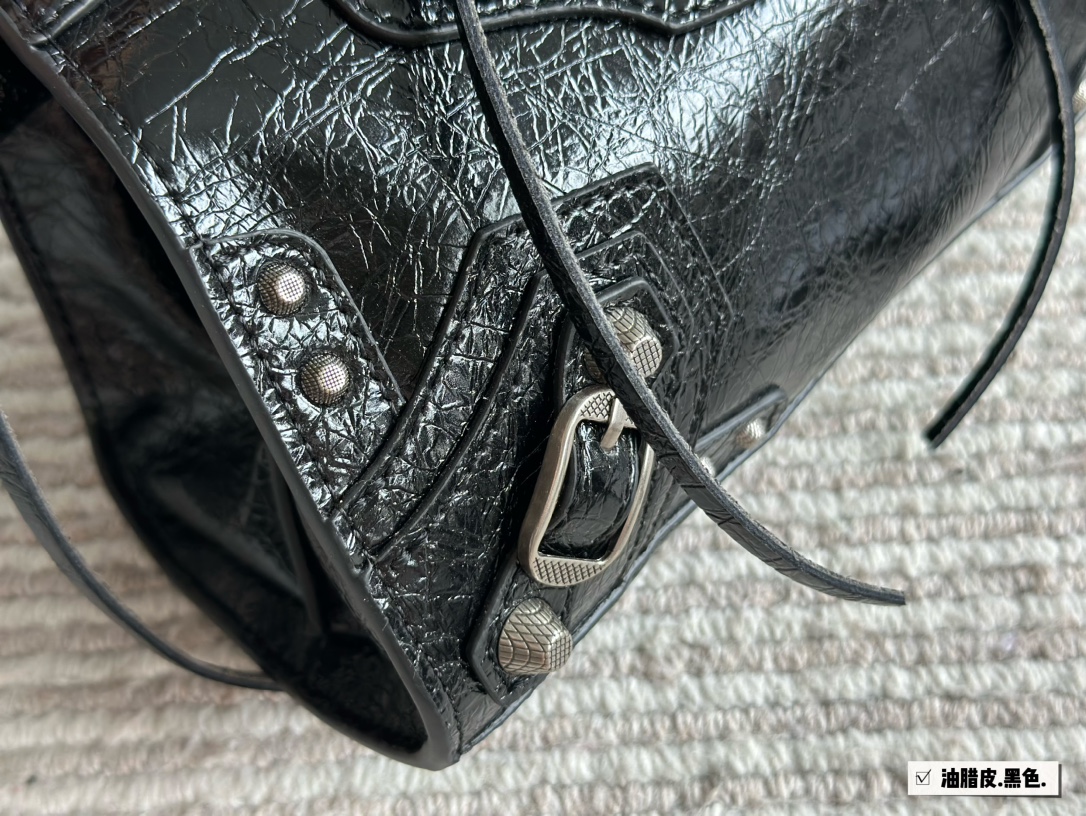 balen new arrival Le Cagole bag size: 26*17 cm top quality ~