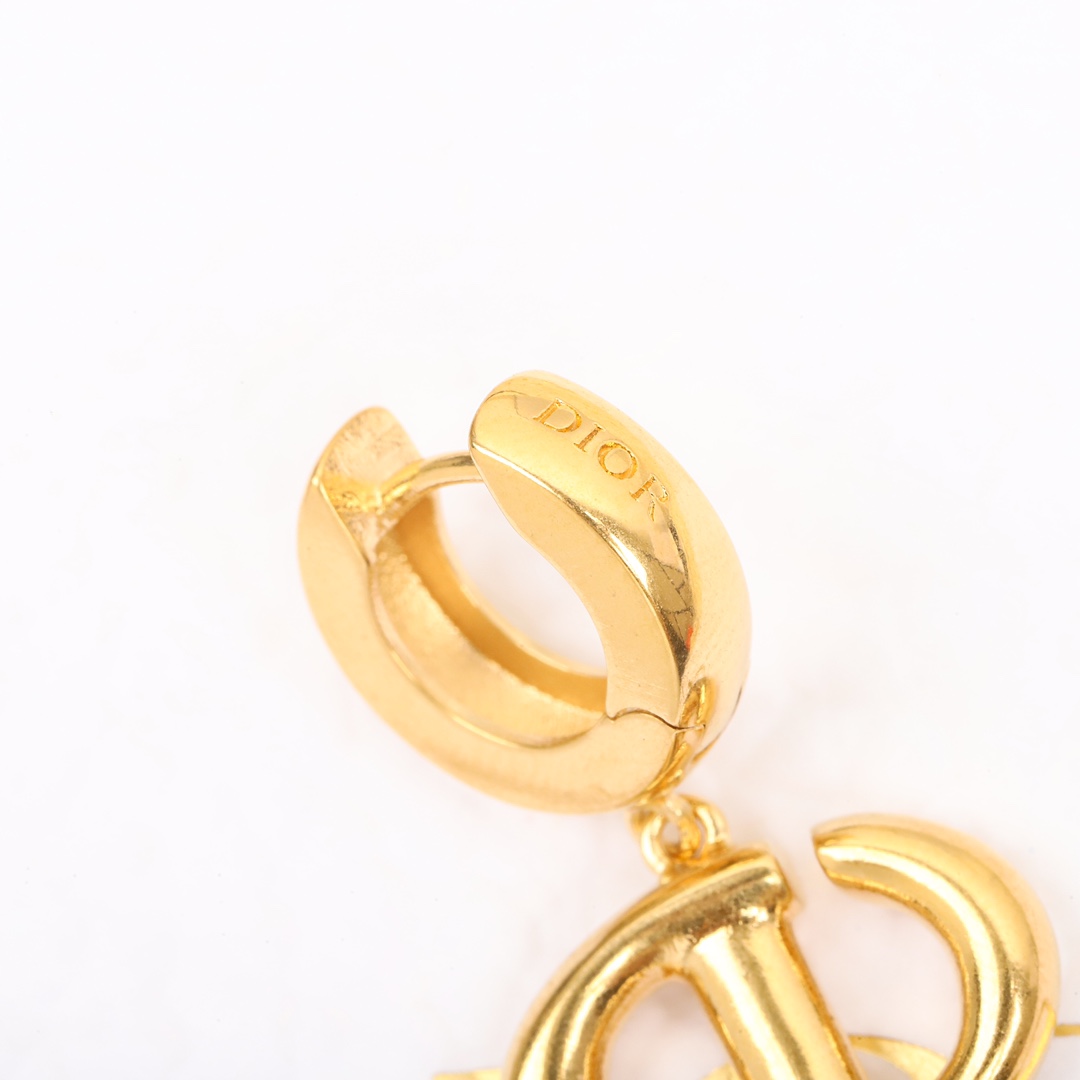 D new arrival vintage earings
