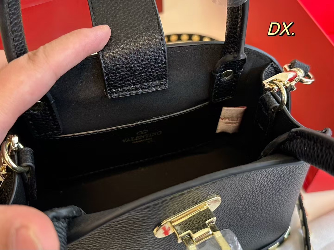 Val new arrival bb bag size: 21*16 cm