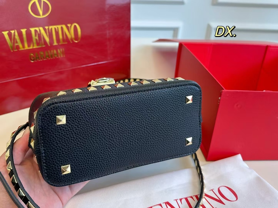 Val new arrival bb bag size: 21*16 cm