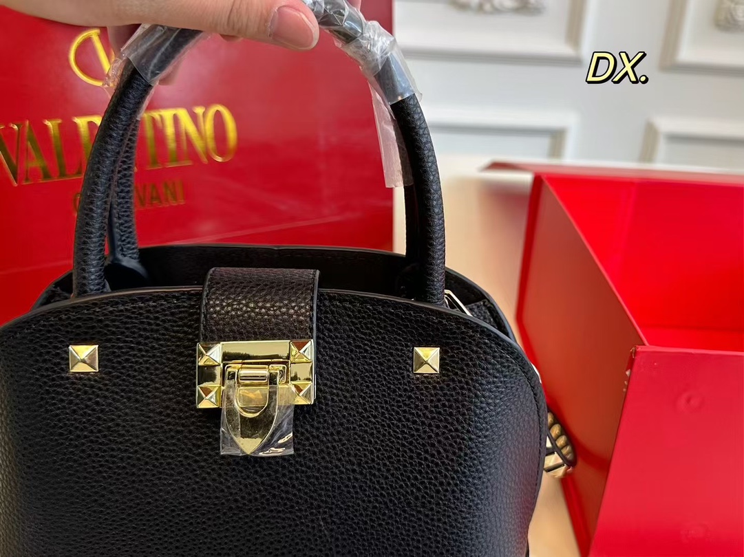 Val new arrival bb bag size: 21*16 cm