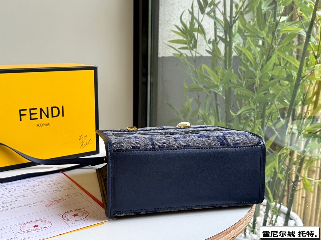 Fen new arrival tote bag 03 size: 25 cm