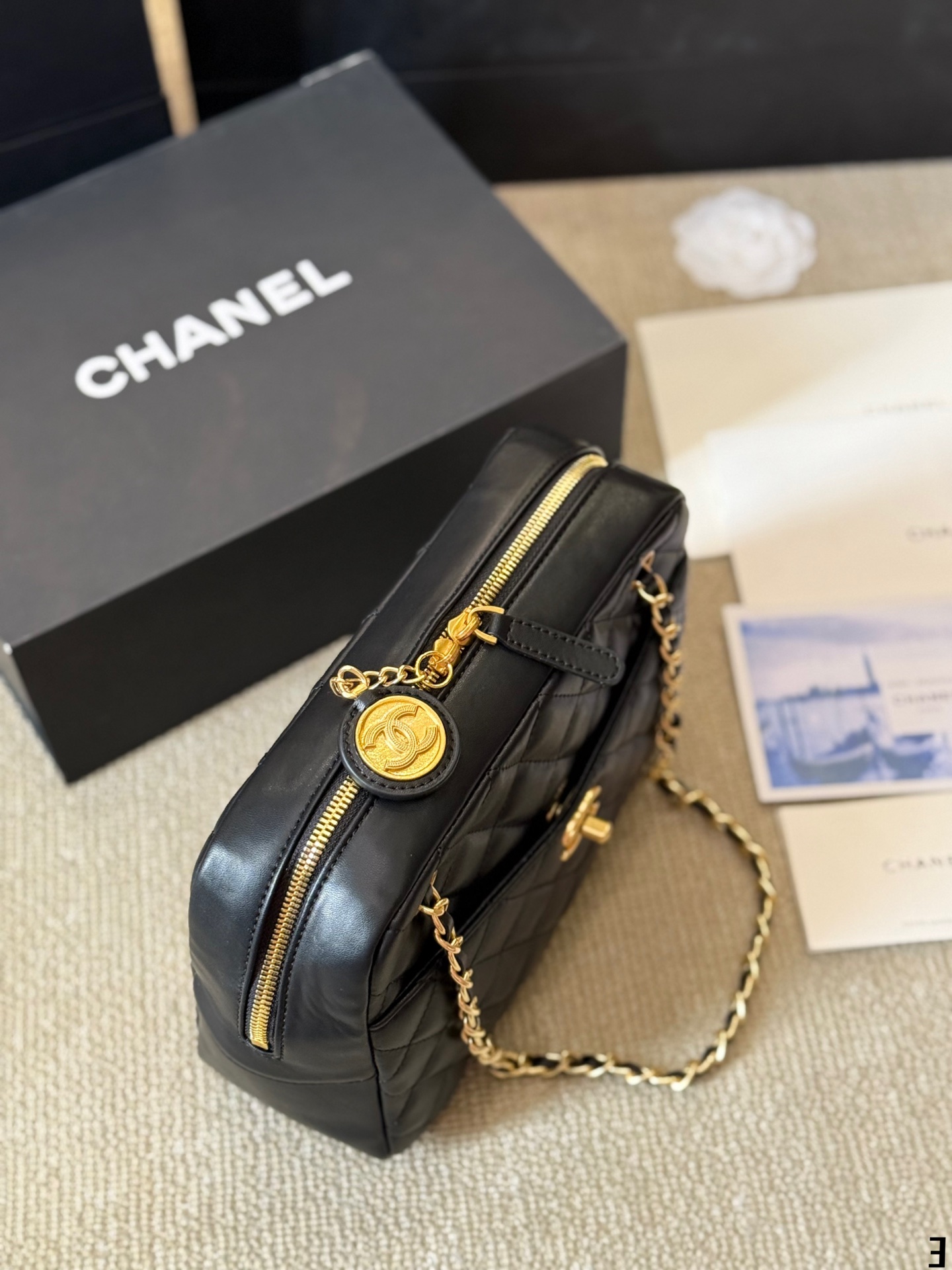 Cc new arrival 24K camera bag size: 25*17 cm