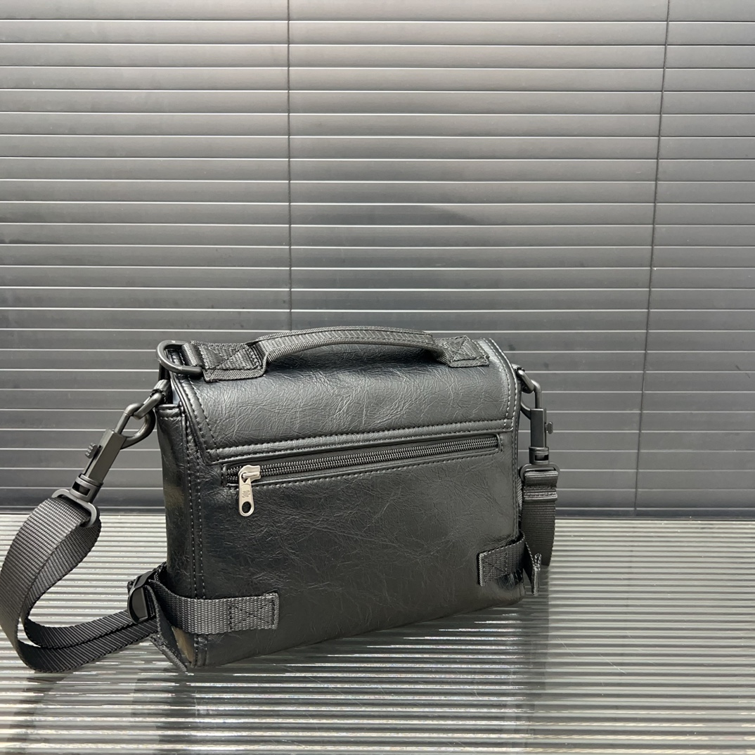 Balen new arrival Army bag size；22*19 cm top quality~