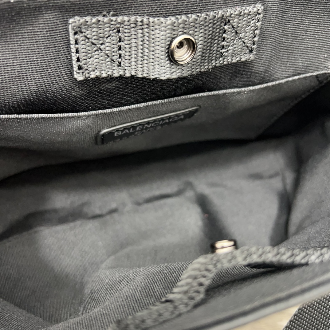 Balen new arrival Army bag size；22*19 cm top quality~