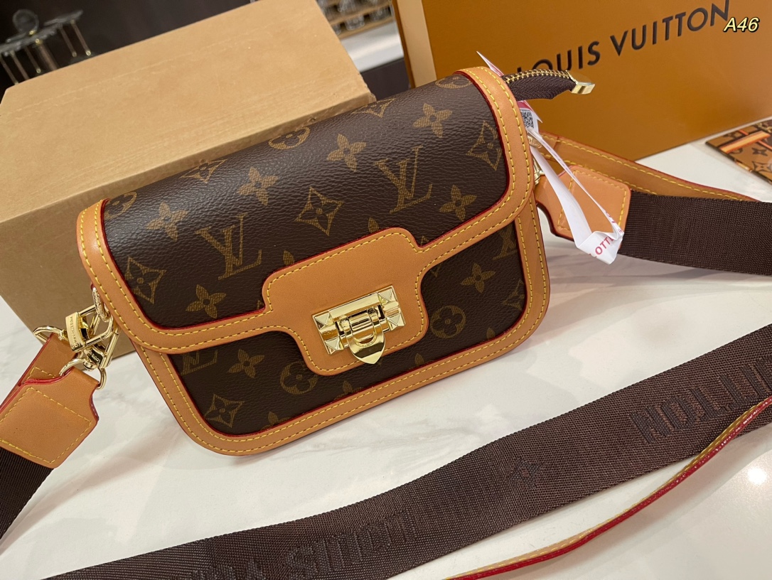 Louis 2025 new arrival bag size: 20*13cm