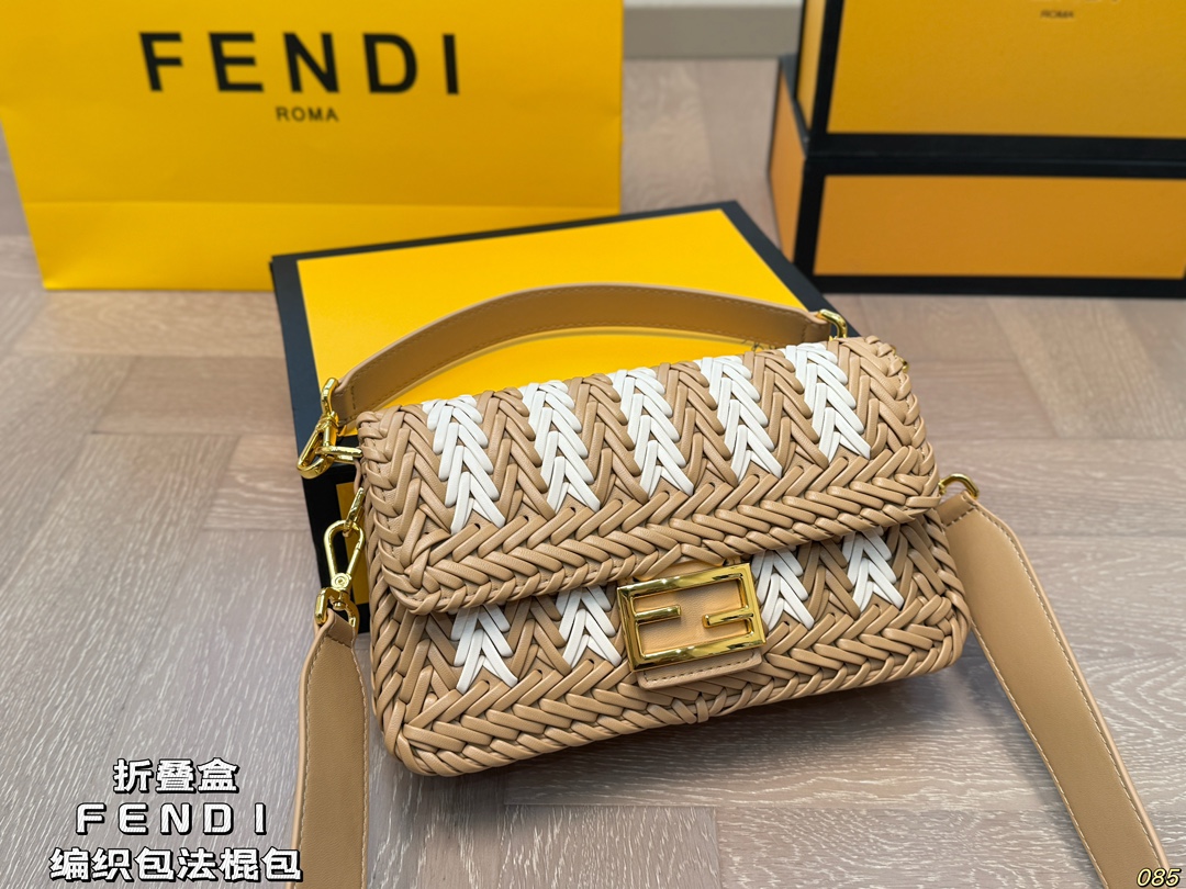 Fen new arrival Baguette bag size: 26 * 15 cm
